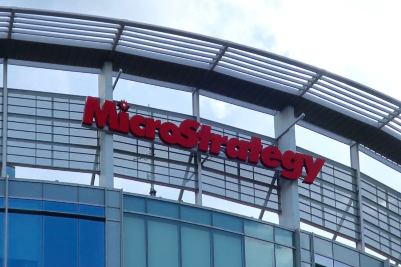 MicroStrategy, the listed company holding the most bitcoins, made a profit of US$22.2 million in the second quarter, turning losses into profits!